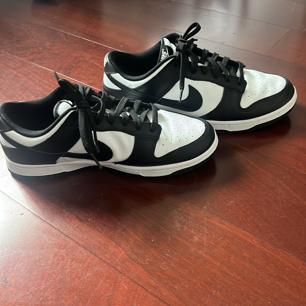 NIKE Dunk Low Panda